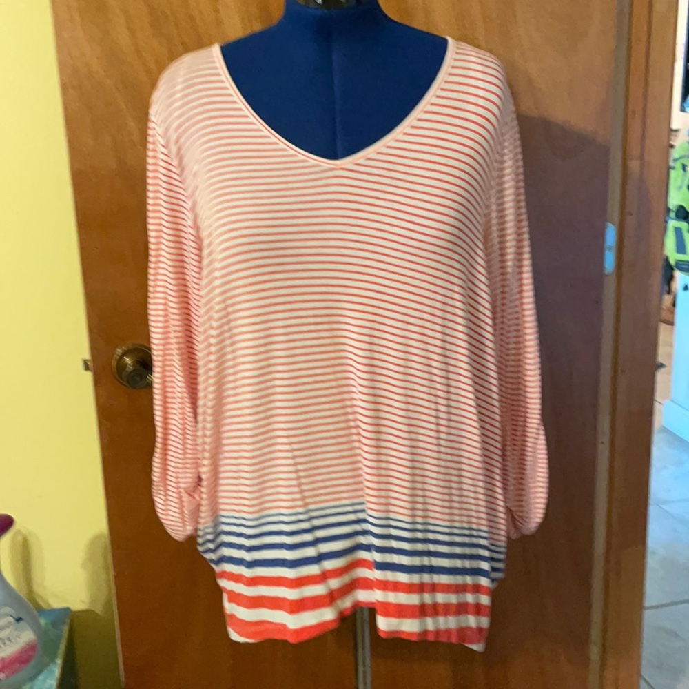 🎉 3 for $30.🎉 Valerie Stevens comfy tunic (OLCC)